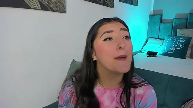 Snapshot of Kathia_Morelli chatting on September 19, 2025, 1:34 pm Kathia Morelli online show from September 19, 2025, 1:34 pm