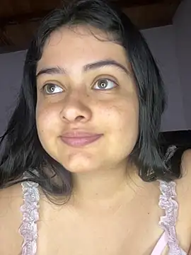 Stephania 18 online show from January 12, 2026, 6:02 pm