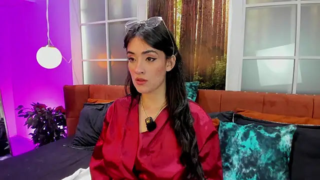 ChloeRem online show from April 28, 2026, 2:49 am