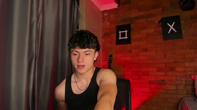Ares Dickson online show from February 2, 2025, 4:26 am