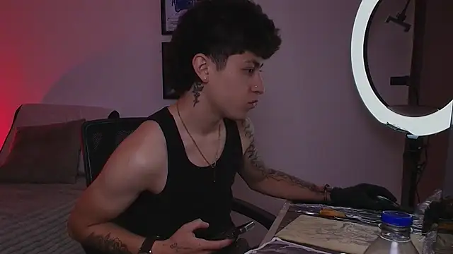 Ares Dickson online show from September 14, 2025, 6:40 pm