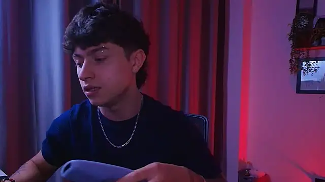 Ares Dickson online show from October 15, 2025, 5:07 am