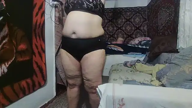 NataliiaRosa54 online show from October 8, 2025, 3:15 am