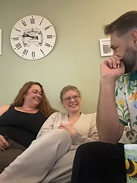 Curvyloveandhim online show from July 20, 2026, 7:55 am