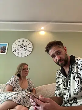Curvyloveandhim online show from July 27, 2026, 12:34 pm
