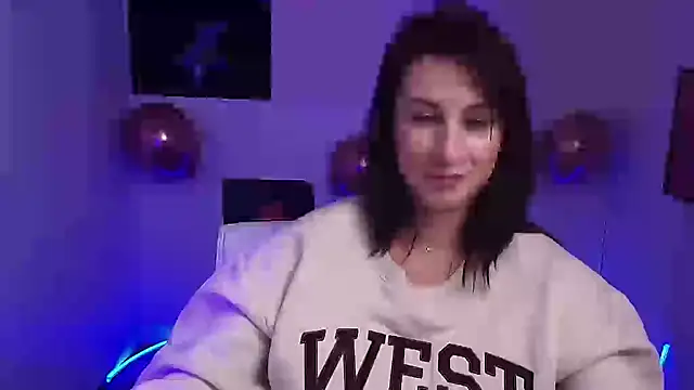 Snapshot of Loren_Moa chatting on February 12, 2025, 4:11 pm Loren Moa online show from February 12, 2025, 4:11 pm