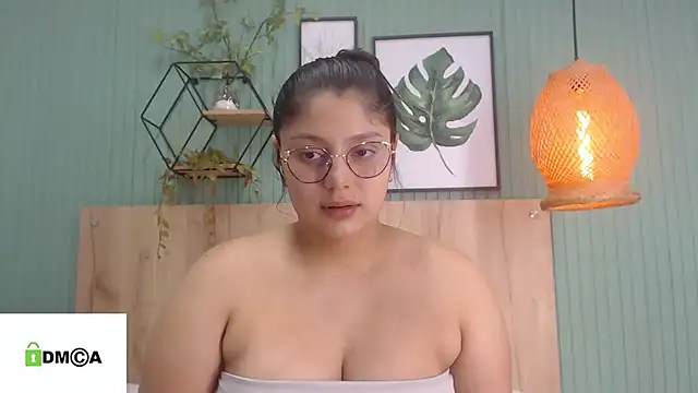Snapshot of george_jonnes chatting on January 23, 2025, 10:32 am george jonnes online show from January 23, 2025, 10:32 am