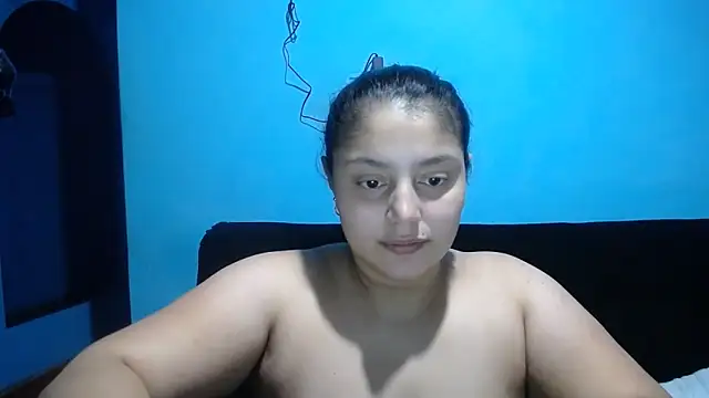 Snapshot of george_jonnes chatting on September 22, 2025, 10:17 am george jonnes online show from September 22, 2025, 10:17 am