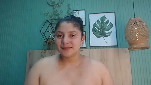 Snapshot of george_jonnes chatting on October 18, 2025, 9:54 am george jonnes online show from October 18, 2025, 9:54 am