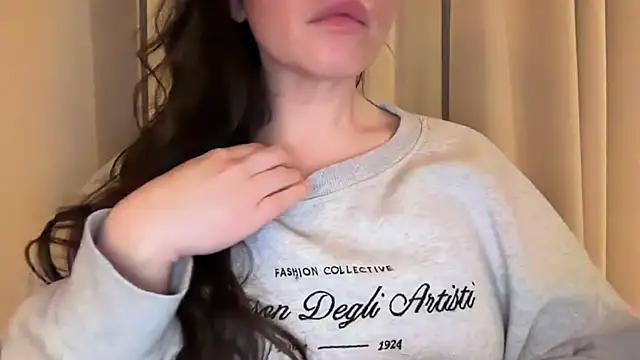 Sandysecret online show from March 12, 2026, 9:10 pm