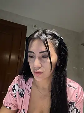 Snapshot of tamara_jay chatting on March 2, 2025, 10:59 pm tamara jay online show from March 2, 2025, 10:59 pm