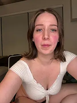 Snapshot of nerdynina chatting on March 5, 2025, 12:05 am nerdynina online show from March 5, 2025, 12:05 am