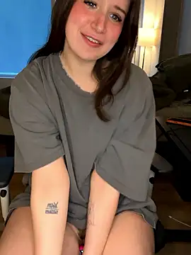 nerdynina online show from January 16, 2026, 8:35 pm