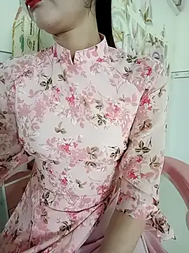    Erin    online show from February 7, 2025, 3:19 pm