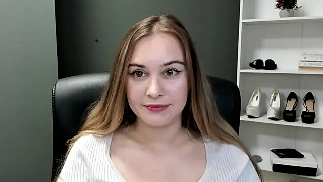 Snapshot of kitty_valeria chatting on March 29, 2026, 1:44 pm kitty valeria online show from March 29, 2026, 1:44 pm