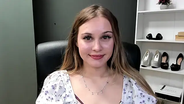 Snapshot of kitty_valeria chatting on April 29, 2026, 8:48 pm kitty valeria online show from April 29, 2026, 8:48 pm