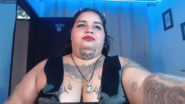 Snapshot of VeronikCuhubby chatting on March 14, 2025, 12:29 pm VeronikCuhubby online show from March 14, 2025, 12:29 pm