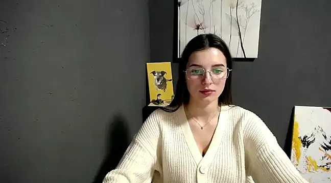 lady olivia  online show from January 16, 2025, 6:48 pm