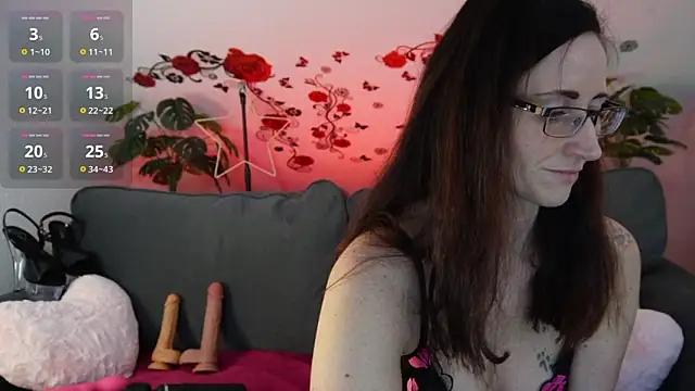 NadjaNeah online show from January 24, 2025, 7:08 am