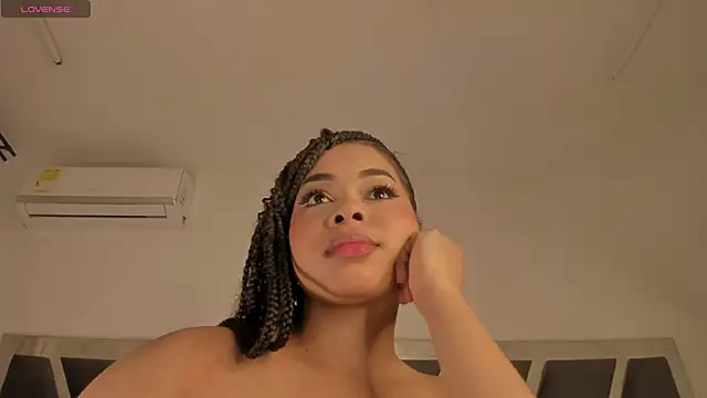 Samanntha Rose online show from October 18, 2025, 12:50 pm