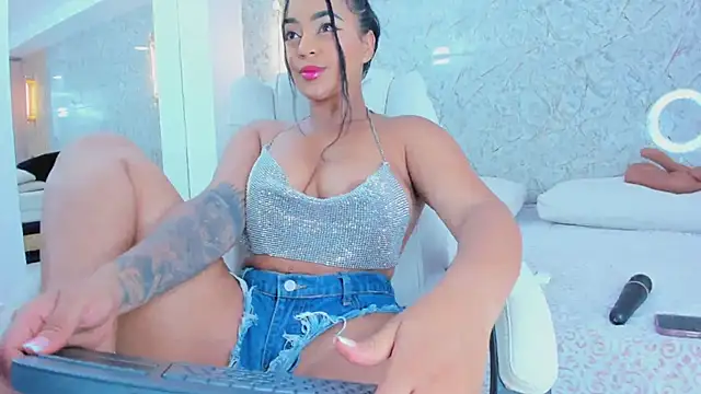 Snapshot of ximena_case chatting on September 19, 2025, 3:52 am ximena case online show from September 19, 2025, 3:52 am