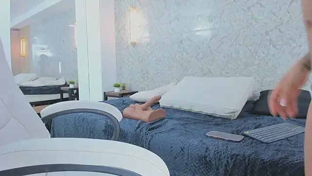 Snapshot of ximena_case chatting on September 24, 2025, 12:19 pm ximena case online show from September 24, 2025, 12:19 pm