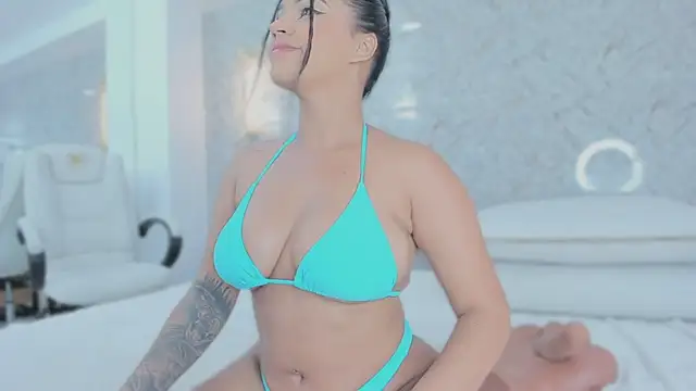 Snapshot of ximena_case chatting on October 21, 2025, 12:17 pm ximena case online show from October 21, 2025, 12:17 pm