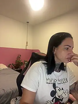 YasmimBrasil online show from June 15, 2026, 4:58 am