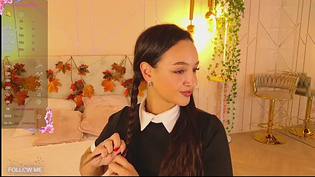 Lolly Neal online show from October 31, 2025, 4:57 am