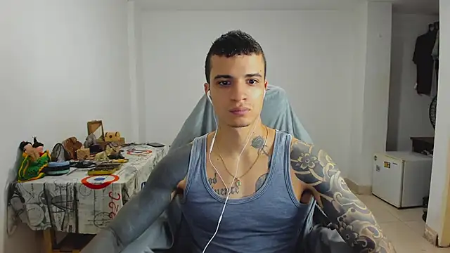 Snapshot of Balo_lovers chatting on January 30, 2025, 2:15 pm Balo lovers online show from January 30, 2025, 2:15 pm