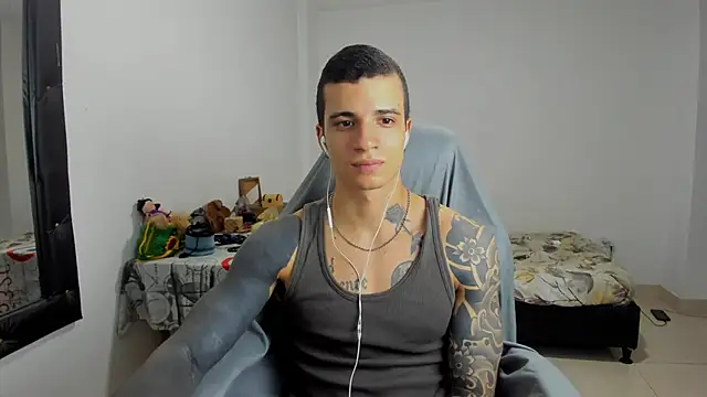 Snapshot of Balo_lovers chatting on February 11, 2025, 12:28 am Balo lovers online show from February 11, 2025, 12:28 am