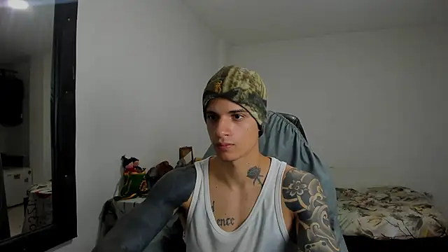 Snapshot of Balo_lovers chatting on February 12, 2025, 2:54 pm Balo lovers online show from February 12, 2025, 2:54 pm