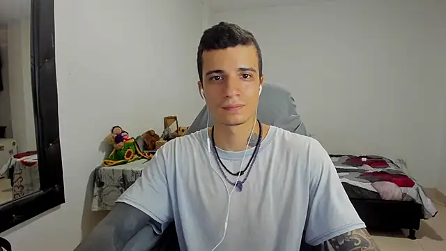 Snapshot of Balo_lovers chatting on February 17, 2025, 6:37 pm Balo lovers online show from February 17, 2025, 6:37 pm