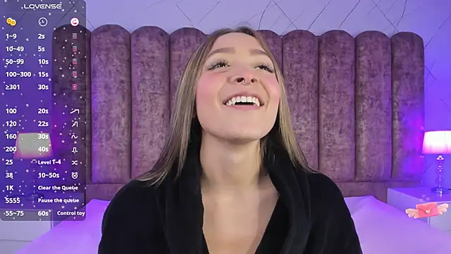 Victoria Adams14 online show from December 26, 2024, 3:53 pm