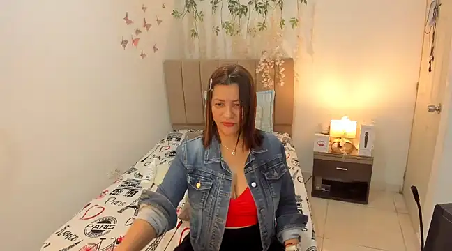 kataleyarios01 online show from January 9, 2025, 12:46 am