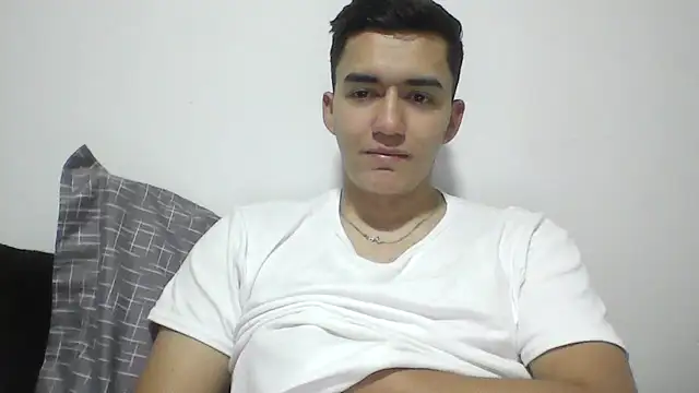 Estebitan vm online show from November 19, 2025, 6:02 am