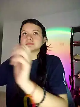 Snapshot of azumiichan chatting on January 13, 2025, 12:30 am azumiichan online show from January 13, 2025, 12:30 am