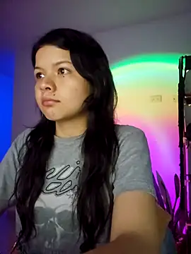 Snapshot of azumiichan chatting on January 22, 2025, 4:13 am azumiichan online show from January 22, 2025, 4:13 am