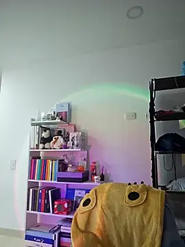 Snapshot of azumiichan chatting on January 25, 2025, 3:40 am azumiichan online show from January 25, 2025, 3:40 am