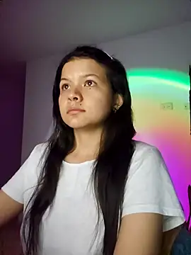 Snapshot of azumiichan chatting on January 28, 2025, 2:11 am azumiichan online show from January 28, 2025, 2:11 am