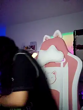 Snapshot of azumiichan chatting on March 11, 2025, 4:10 am azumiichan online show from March 11, 2025, 4:10 am