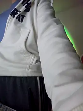 Snapshot of azumiichan chatting on October 2, 2025, 12:17 am azumiichan online show from October 2, 2025, 12:17 am