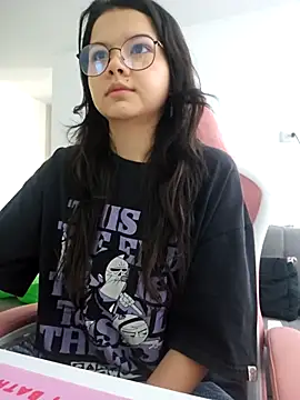 azumiichan online show from November 8, 2025, 1:33 pm