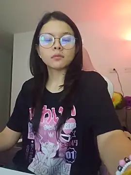 azumiichan online show from May 13, 2026, 12:08 am