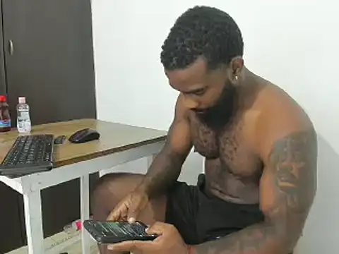 Snapshot of Freedom_24 chatting on January 30, 2025, 12:07 am Freedom 24 online show from January 30, 2025, 12:07 am