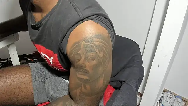 Snapshot of Freedom_24 chatting on September 24, 2025, 11:19 pm Freedom 24 online show from September 24, 2025, 11:19 pm