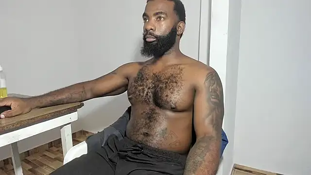 Snapshot of Freedom_24 chatting on October 8, 2025, 9:56 pm Freedom 24 online show from October 8, 2025, 9:56 pm