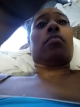 Snapshot of Lady_Libra chatting on February 8, 2025, 12:17 am Lady Libra online show from February 8, 2025, 12:17 am