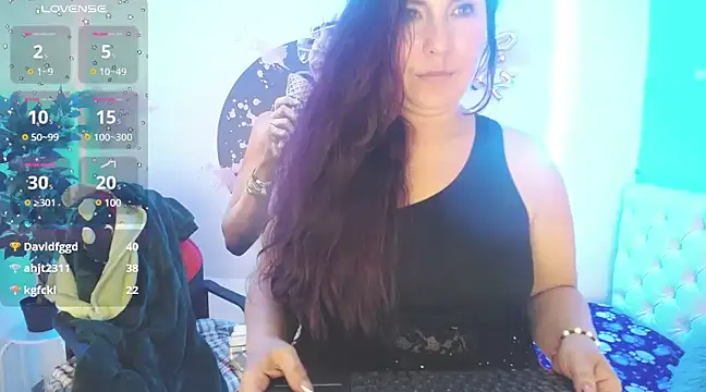 evelyn mature19 online show from February 24, 2025, 1:46 am