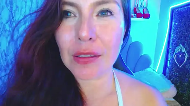 evelyn mature19 online show from March 10, 2025, 10:13 pm